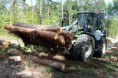 /album/kuvagalleria/logs-and-tractor-jpg/